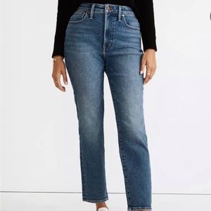 NWT- Madewell- curvy perfect vintage jeans